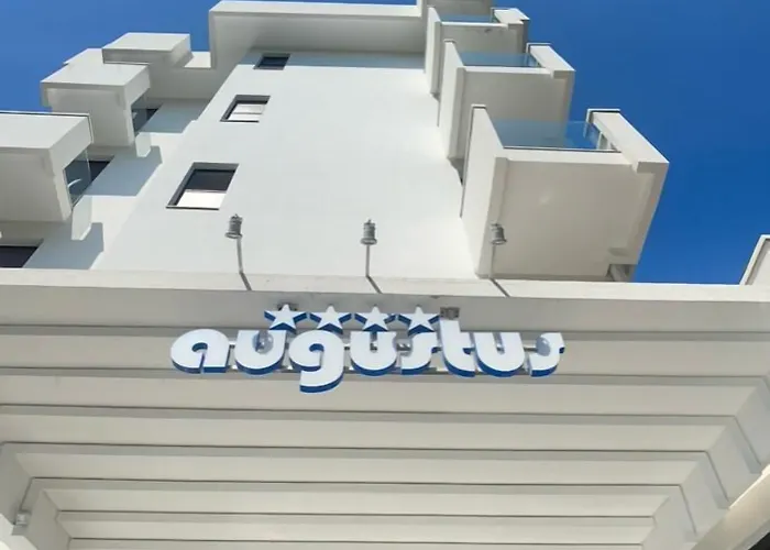 Augustus ホテル リッチョーネ