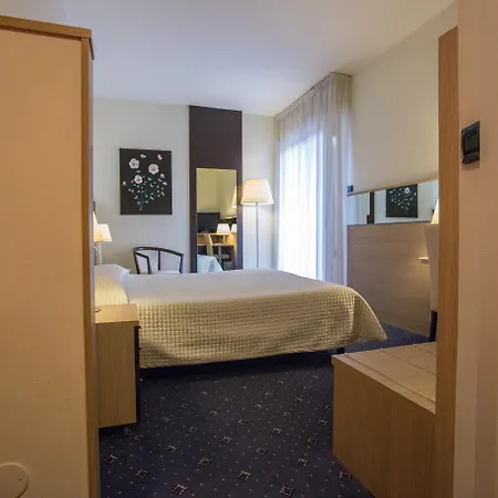 Augustus 4* Riccione