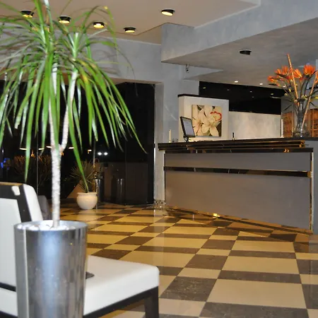 Hotel Augustus 4*